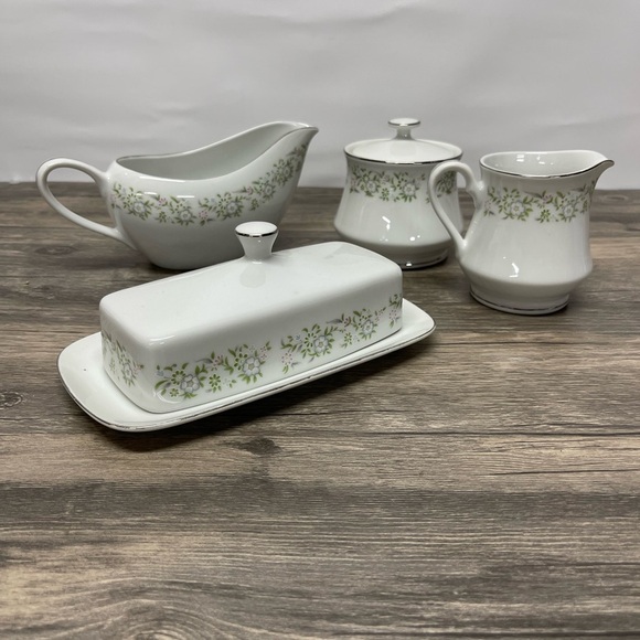 Vintage Sterling China SPRINGTIME 4 Piece Set. Creamer, Butter, Sugar, Gravy EUC - Picture 6 of 16